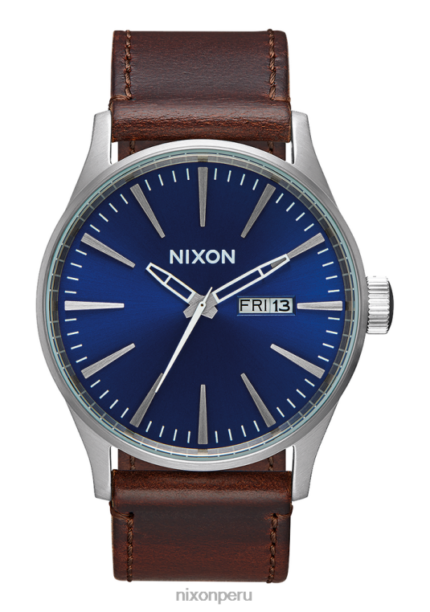 mirar educacion fisica Nixon cuero centinela azul Marrón 86XRT50