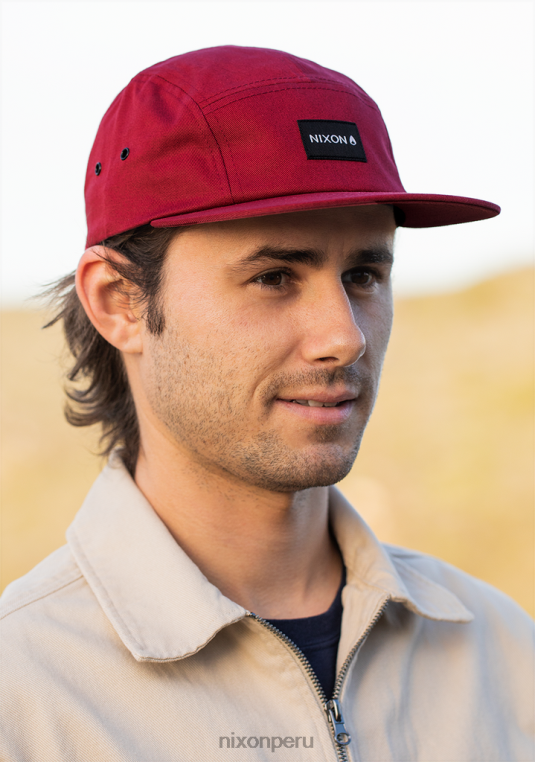 accesorios educacion fisica Nixon gorra mikey de 5 paneles borgoña 86XRT339