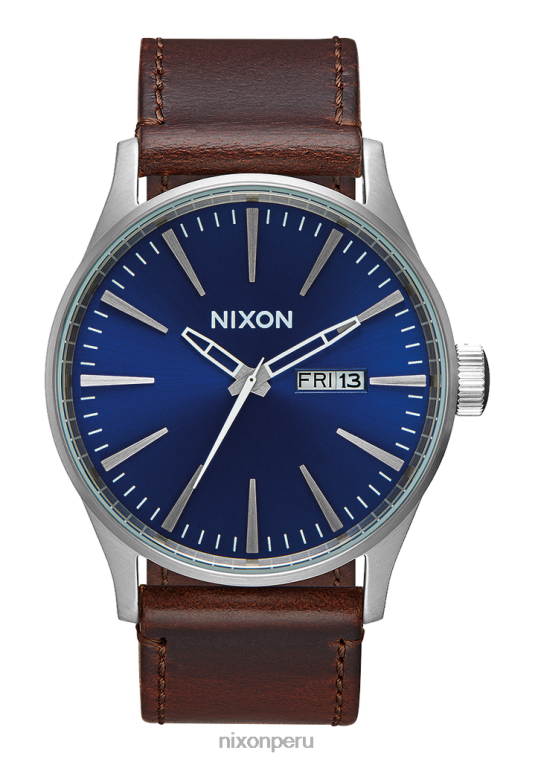 mirar educacion fisica Nixon cuero centinela azul Marrón 86XRT50